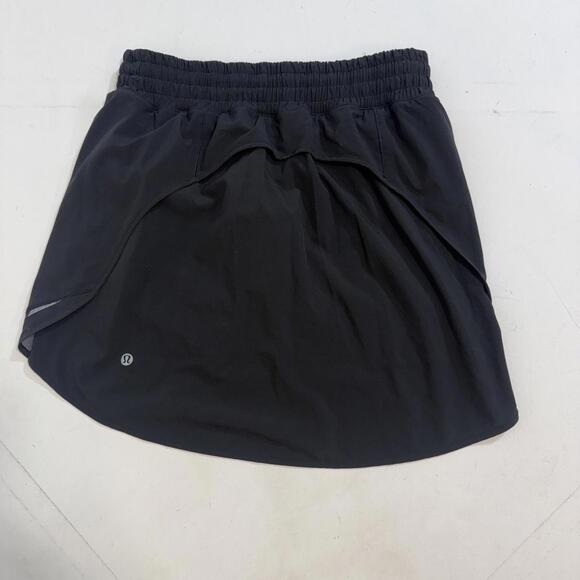Lululemon Hotty Hot High Rise Skirt Skort Size 8 Black BLK - Picture 3 of 11